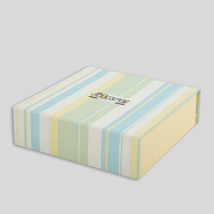 New Born Gift Box in Organic Cotton in Paper Plane Print