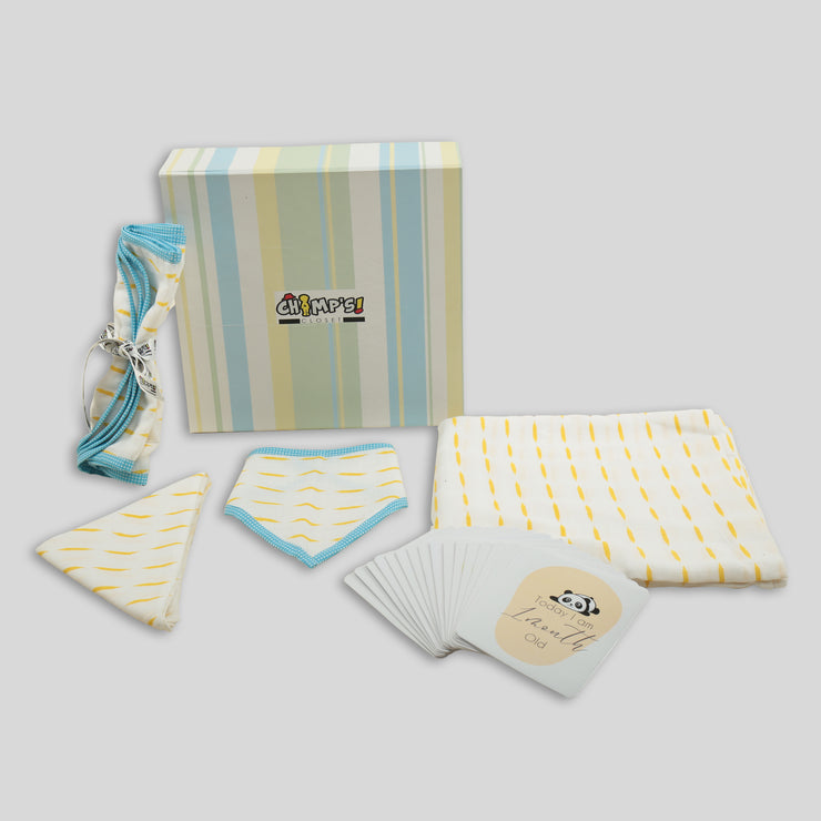New Born Gift Box in Organic Cotton in Geometrical Print